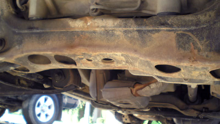 daños estructurales en el coche