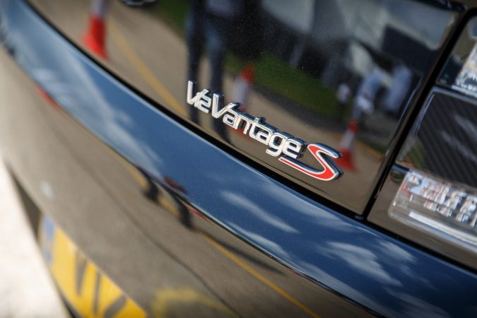 1658689725 8 analisis del Aston Martin V12 Vantage S 2017 1 1