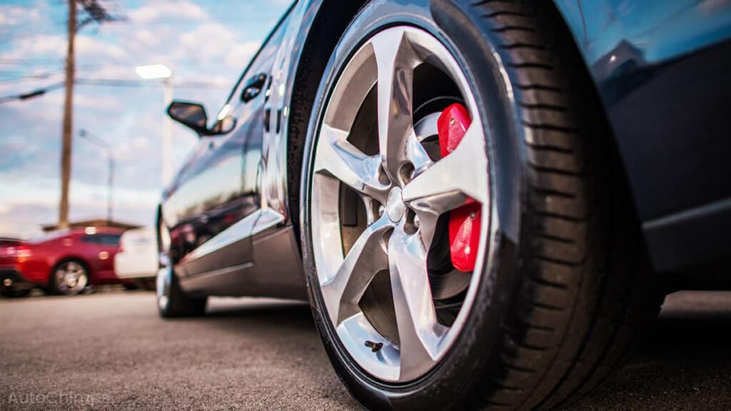Síntomas de neumáticos desequilibrados en tu coche